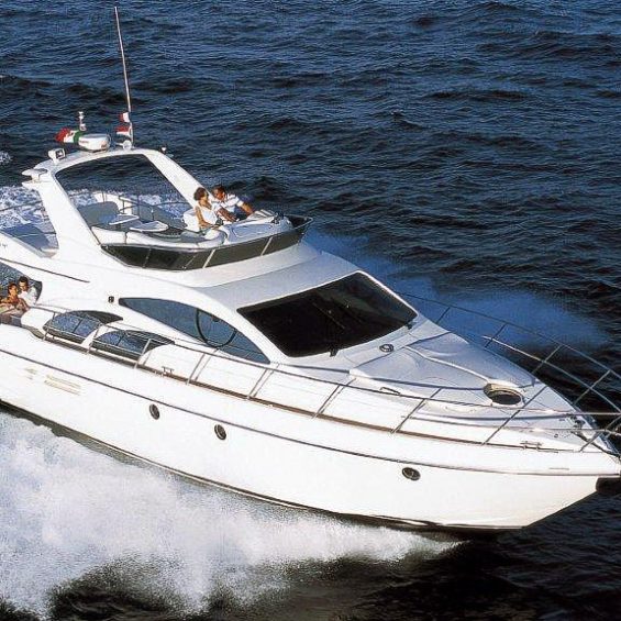 Charter Yacht Azimut