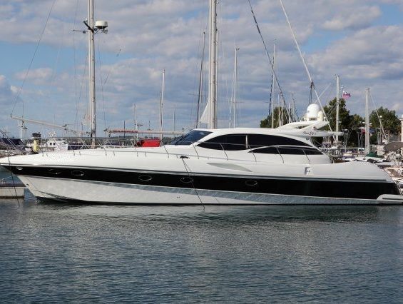 super yacht charter Fréjus
