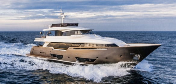 Featured Product Image Super yacht Yvonne in Antibes
