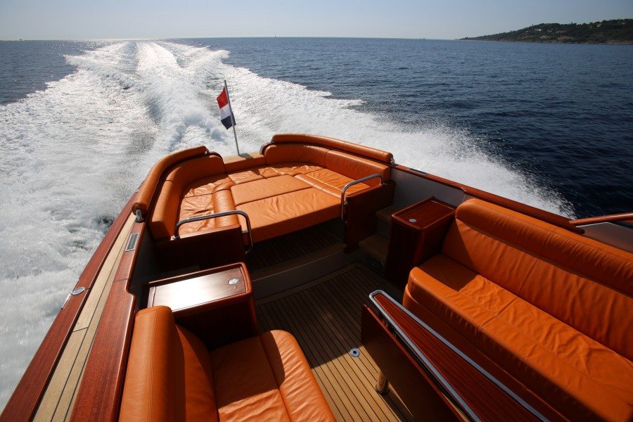 Wajer Osprey 37 Luxury tender to a super yacht for charter