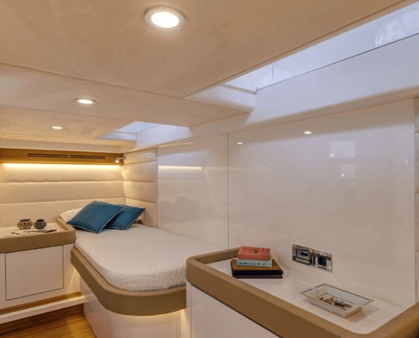 yacht rental Saint Tropez Alen 55