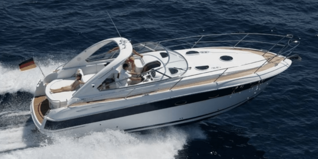 motor boat rental Golfe Juan Bavaria Sport 33