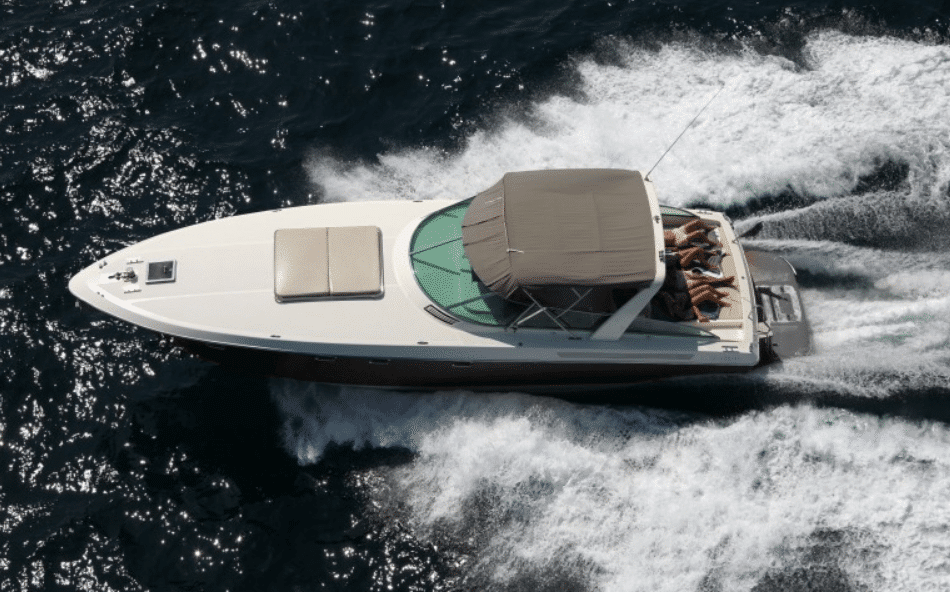 Baia 43 Motorboat hire St. Tropez, the ideal day boat rental in the Saint Tropez region of the French Riviera