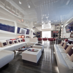 luxury yacht charter Naples
