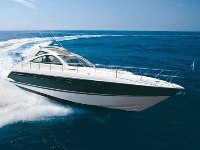 Yacht charter Antibes - Fairline Targa 52