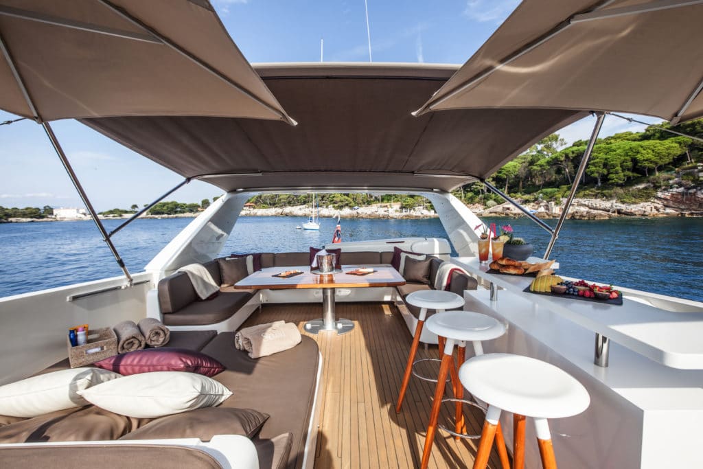 Yacht Solal for charter - bar