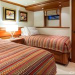 Burger Yacht Charter MIM master twin guest cabin