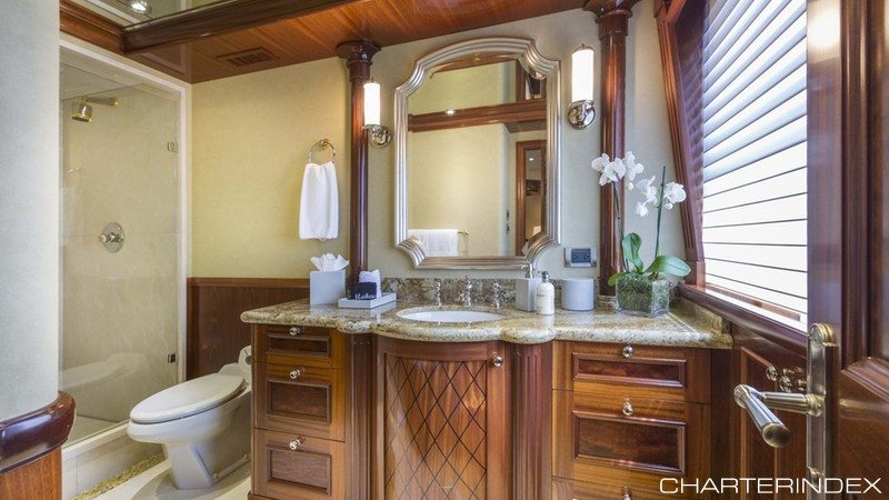 Far From It yacht ensuite