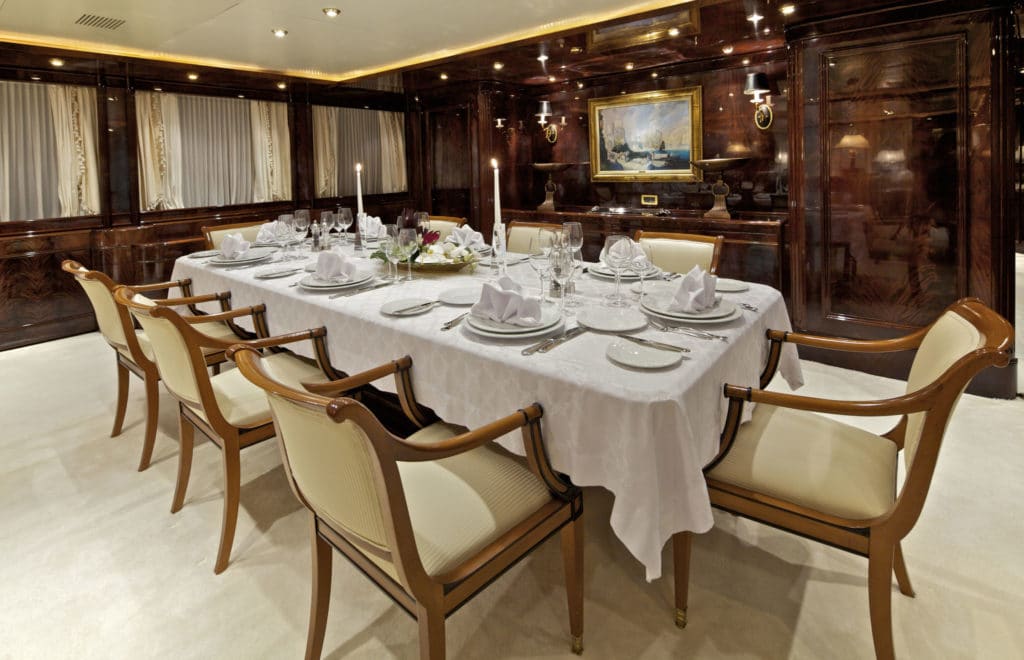 Siar Moschini O'Rion Charter Yacht dining