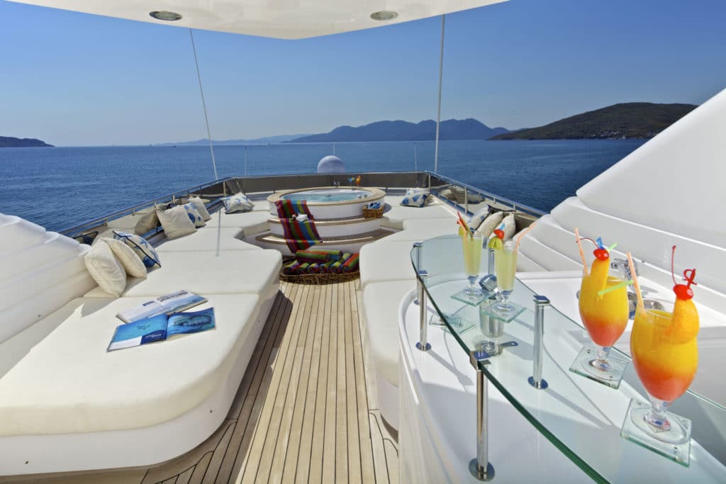 Siar Moschini O'Rion Charter Yacht deck