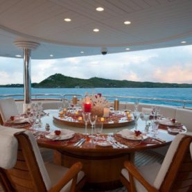 Benetti charter yacht Starfire adt dining