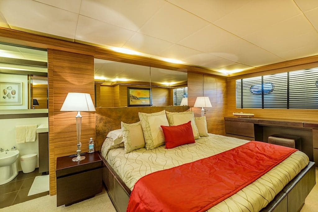 Porto Cervo yacht rental master suite