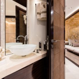 Silver Wind Isa Charter Yacht VIP ensuite