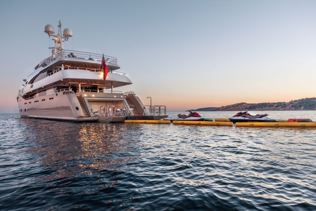 superyacht Light Holic - Water Toys View