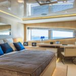 superyacht Light Holic - VIP Cabin