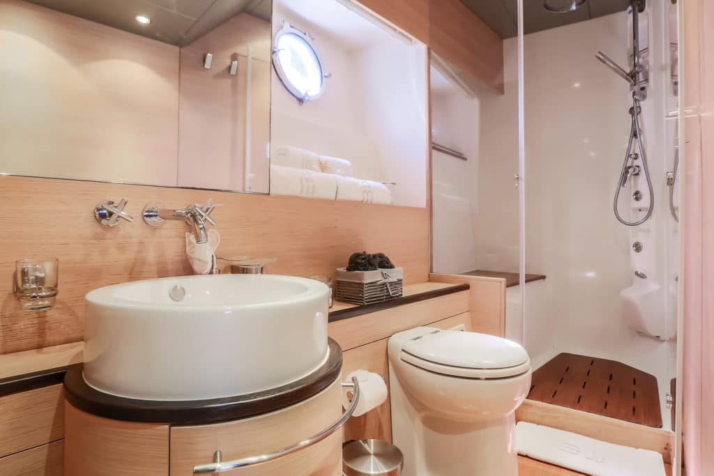 Yacht Baby Magic - Private Ensuite