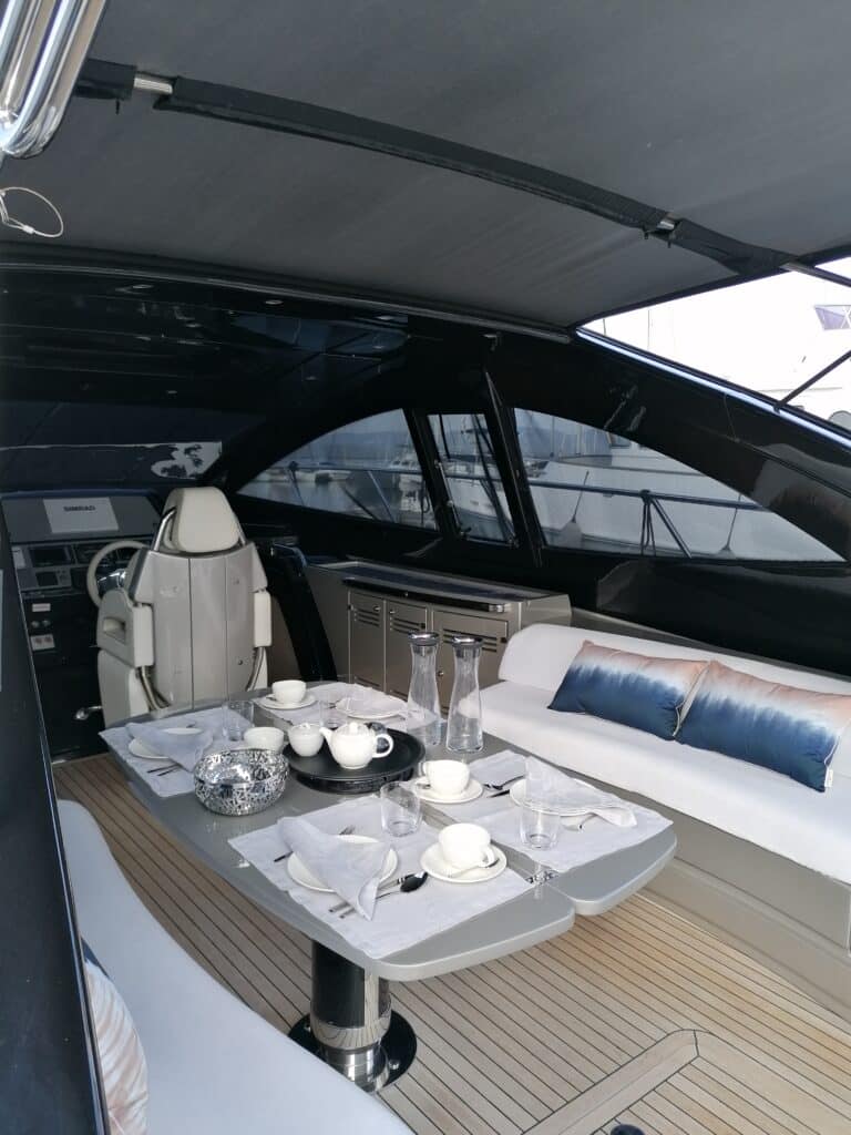 riva-yacht-charter