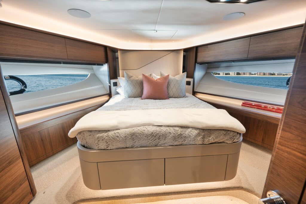 hooked-her-yacht-charter