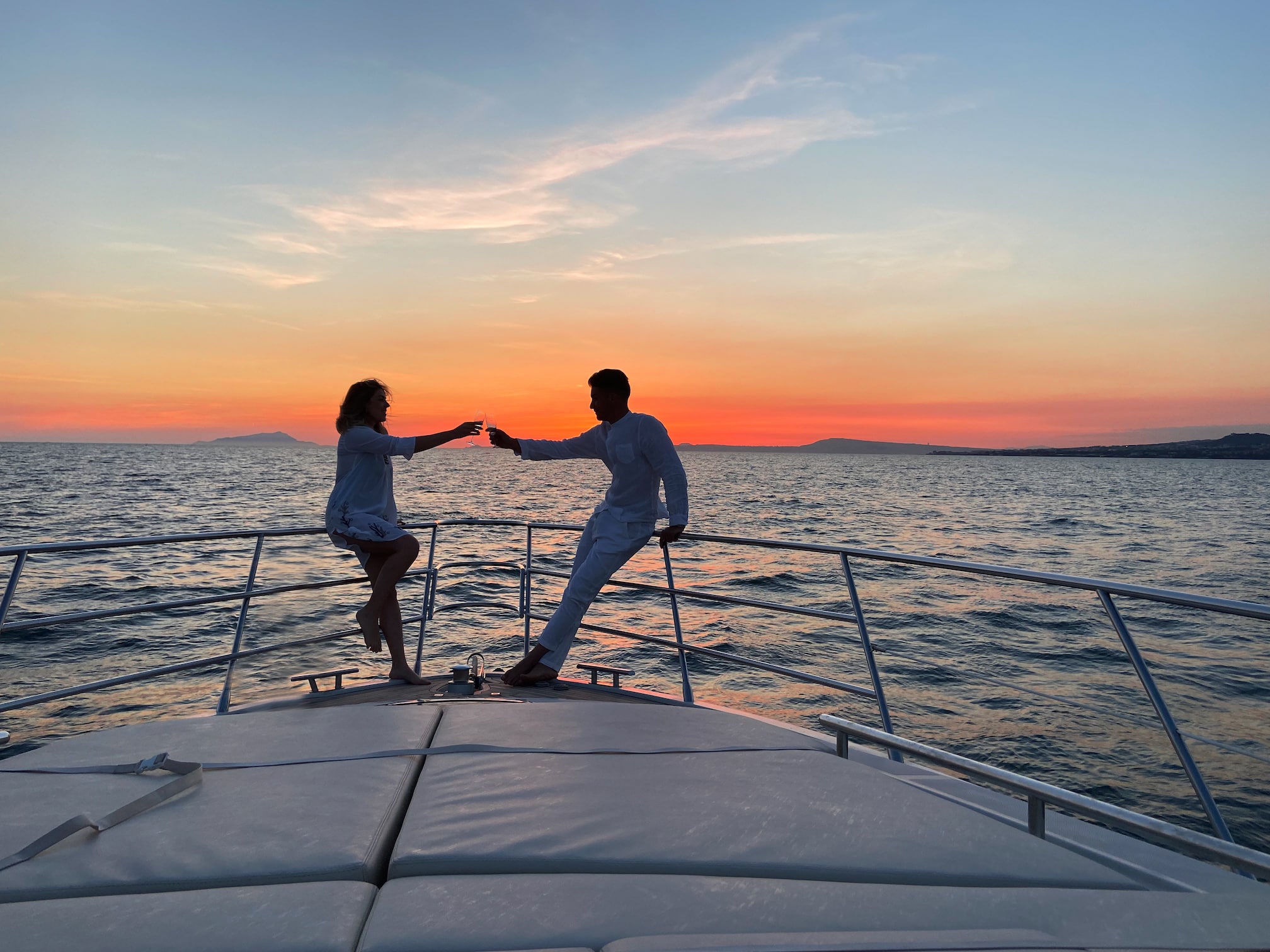 white-giada-azimut-62s-yacht-charter-amalfi-coast